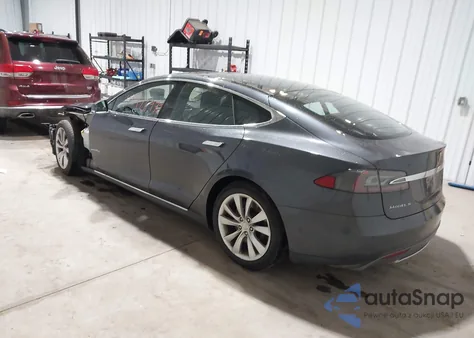 2015 Tesla Model S 70D/85D/P85D z USA, uszkodzony, nr VIN 5YJSA1H20FF088088